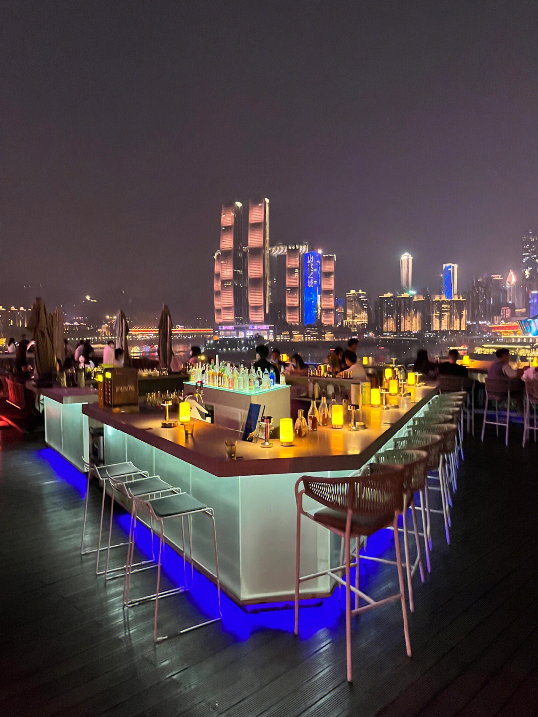 上海外滩酒吧排名图片