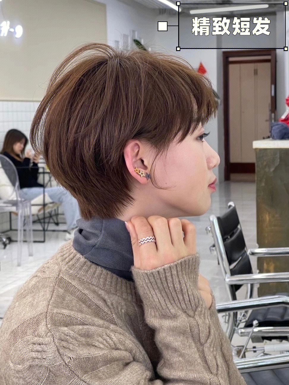 2021超短发日系短发韩系短现在流行的女生超短发发型,第一爆款应该是
