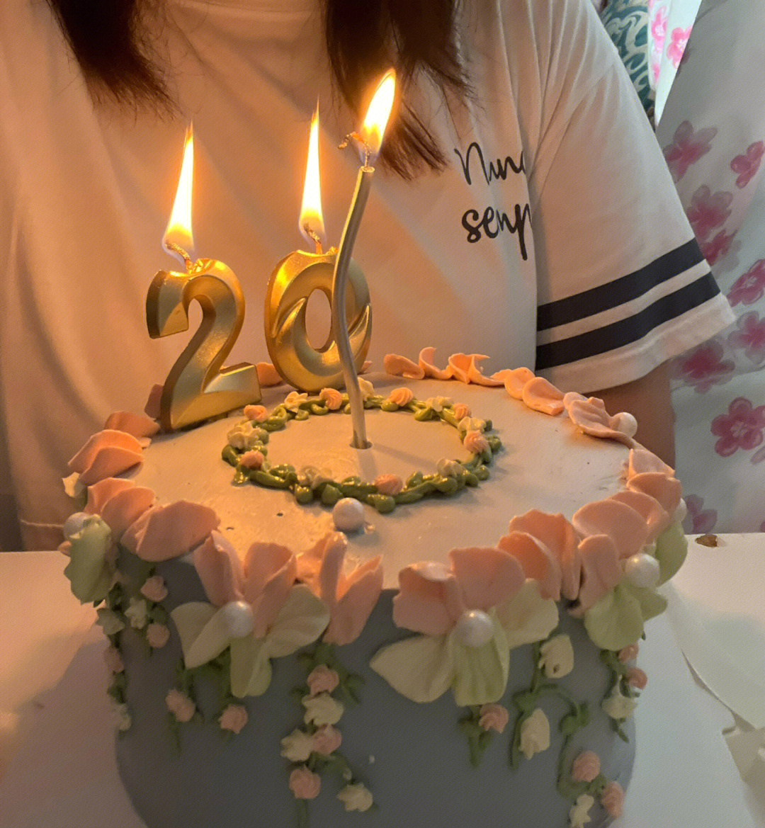 20岁生日蛋糕 真实图片