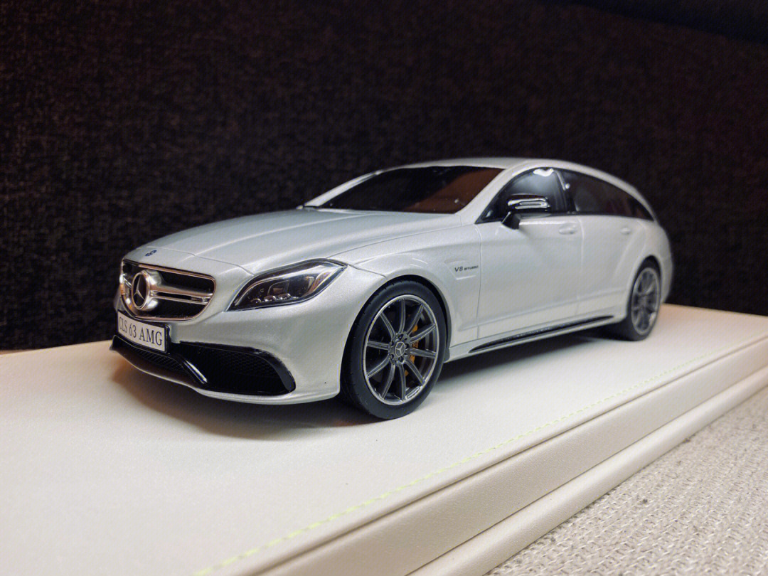 奔驰cls63amg