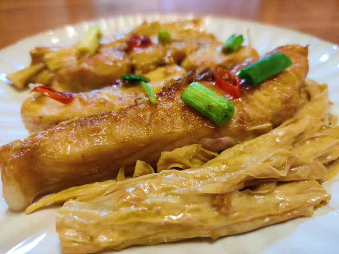 经典粤菜支竹焖鱼妈妈的味道