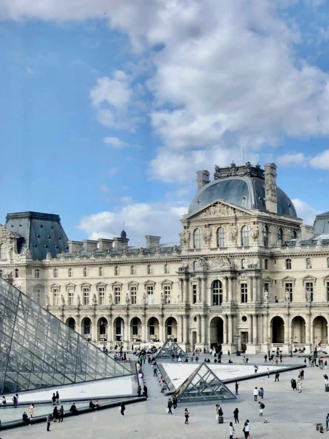 巴黎卢浮宫518博物馆日的回想