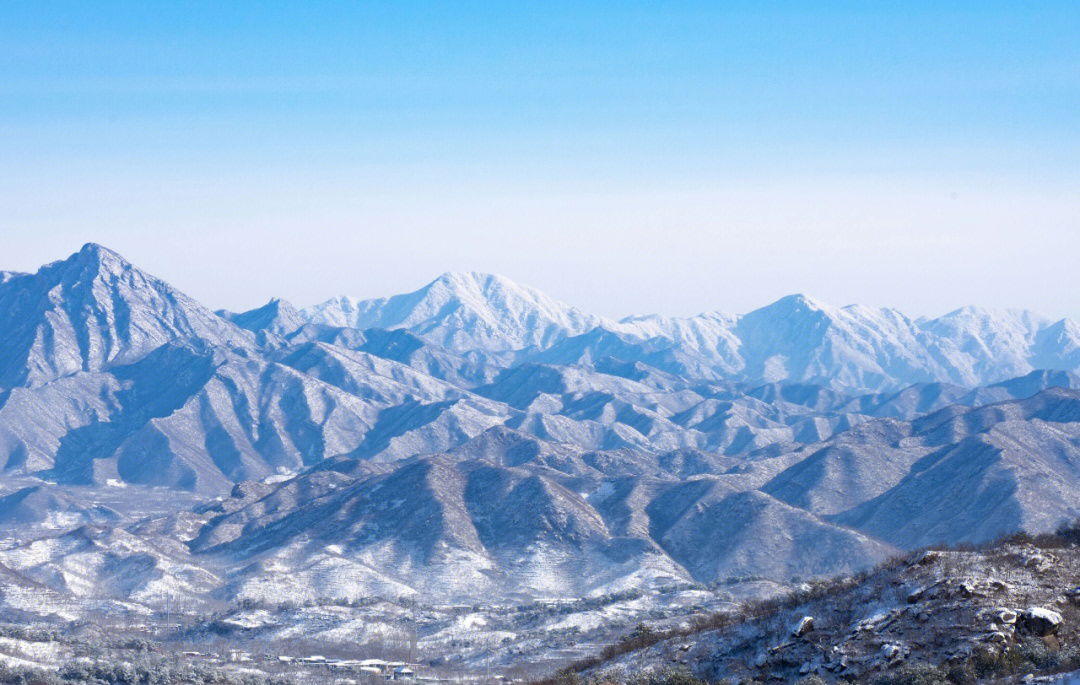 东奥雪山图片