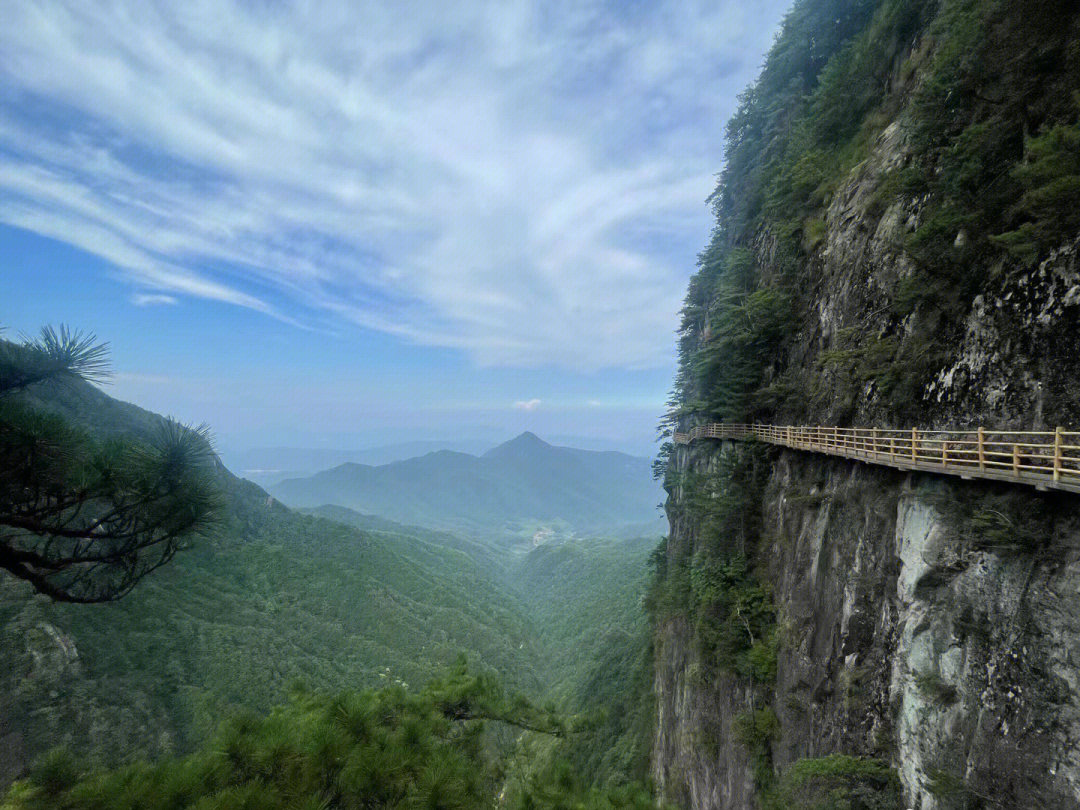 上饶明月山图片