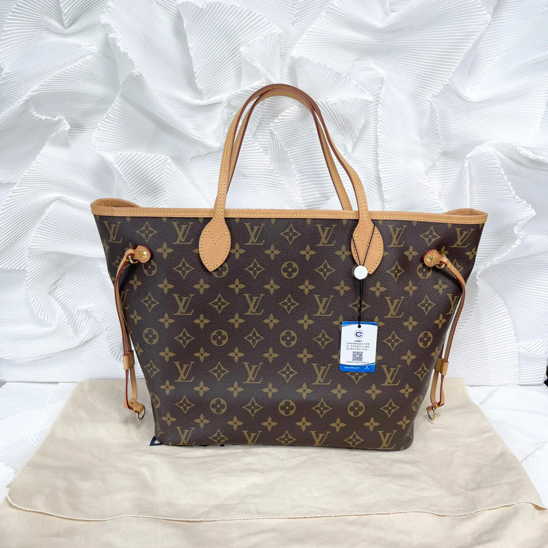 lv neverfull 中号 老花购物袋 卡其色内里