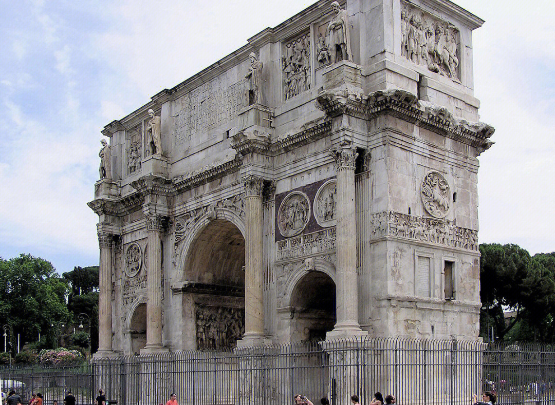 《君士坦丁拱门》及局部《万神殿》,内部,平面图《图拉真记功柱》及
