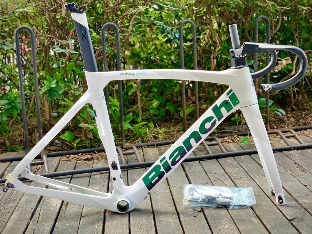 bianchixr4图片