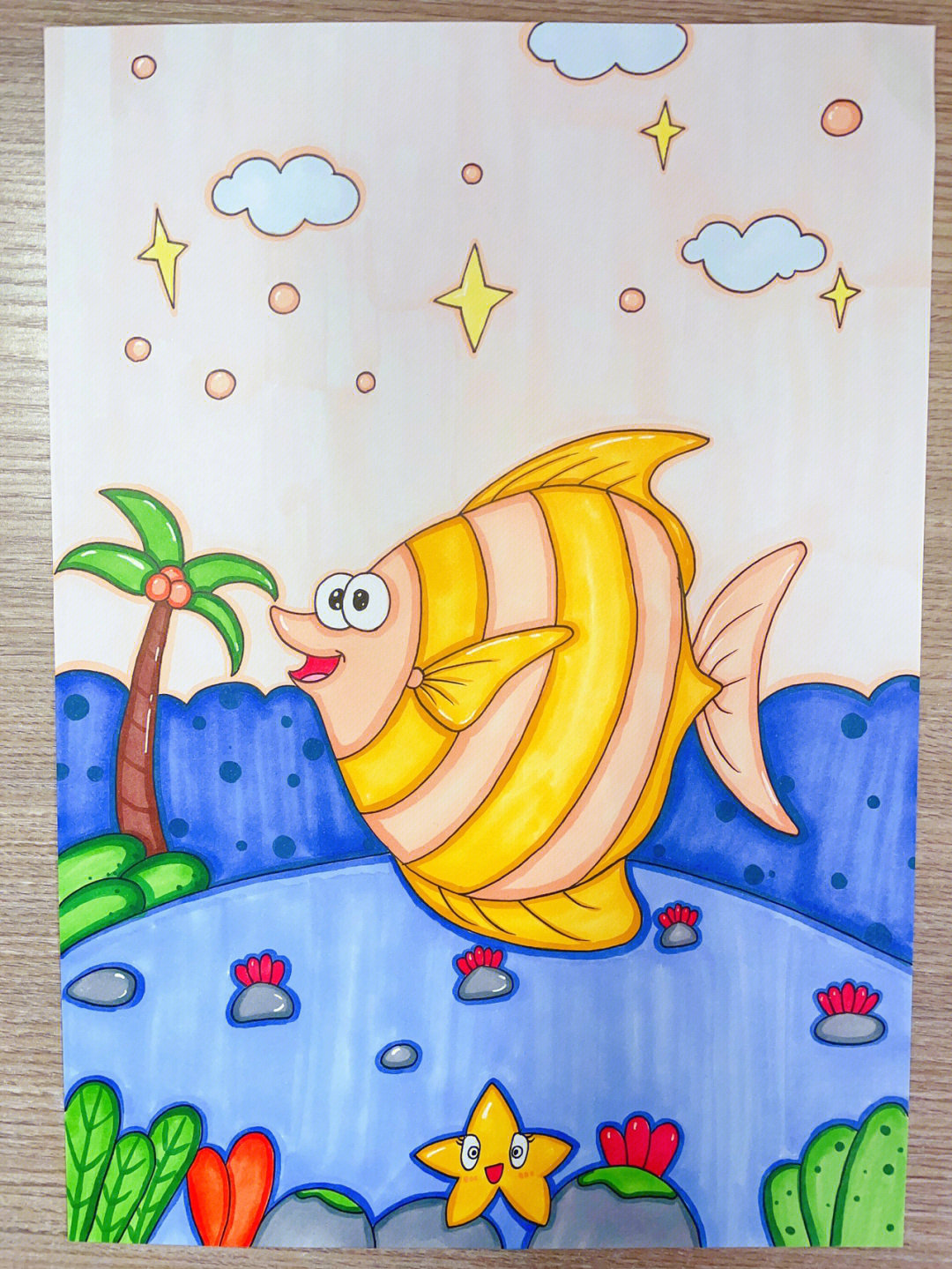 儿童画海洋生物主题热带鱼