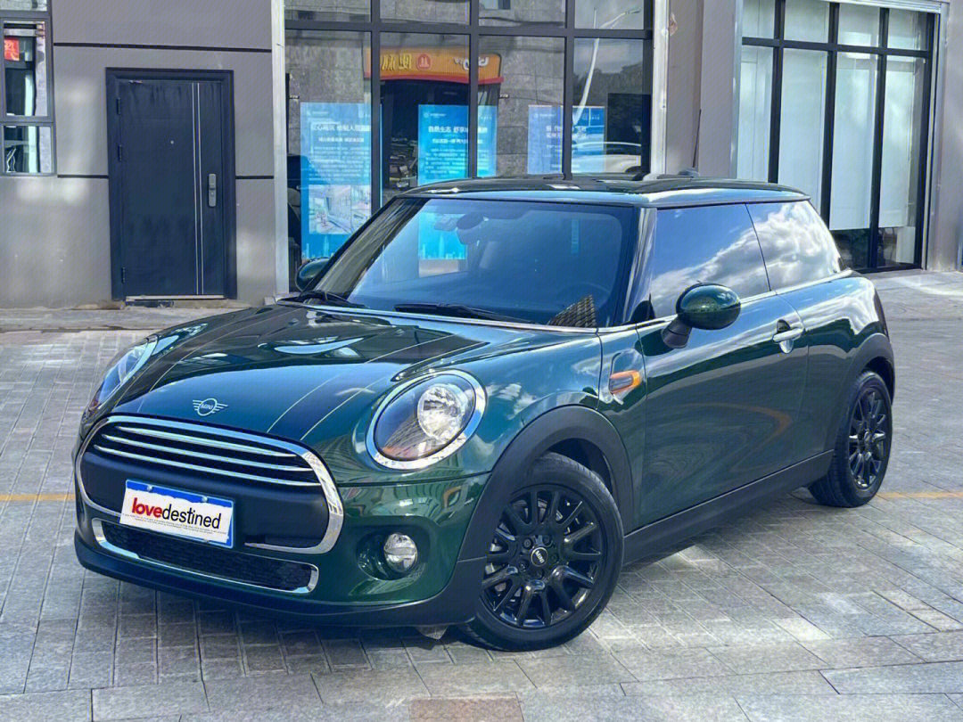 极品三门版minicooper