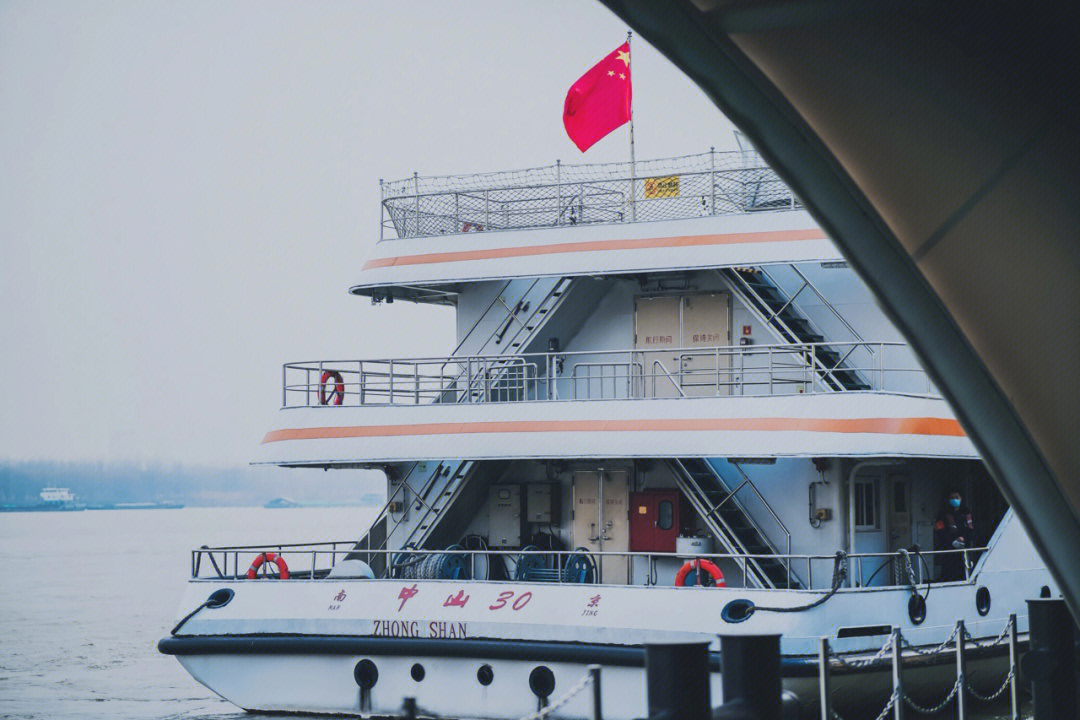 乘坐轮渡探寻的时光感受只属于码头的浪漫