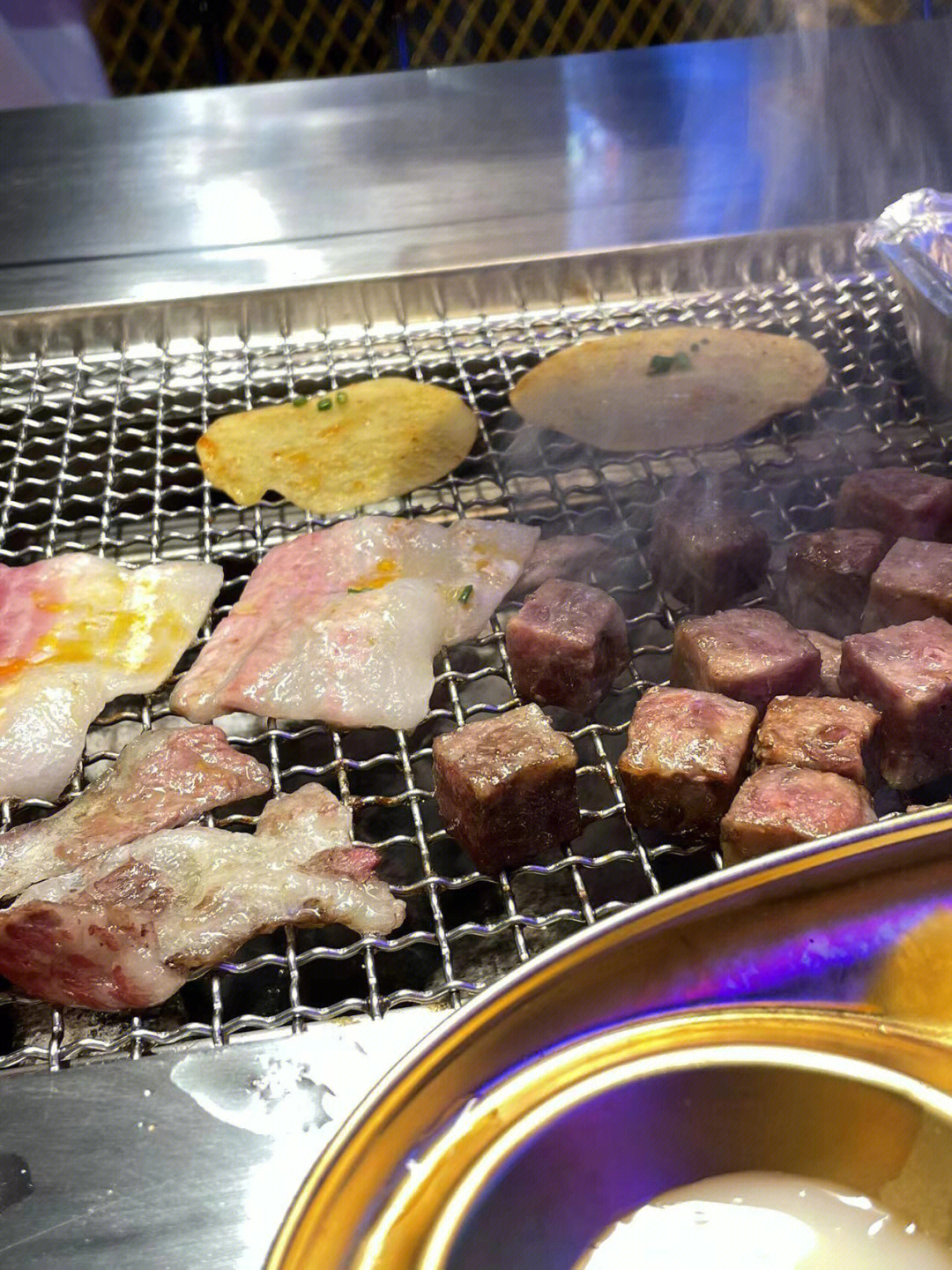 快来张伟家吃烤肉