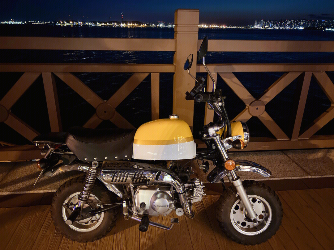 金城小猴子摩托车带斗图片