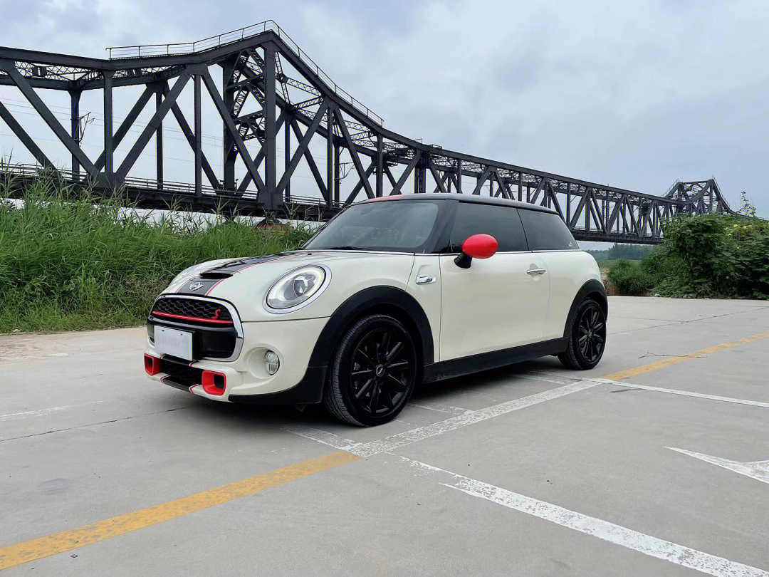 出mini cooper s fun 2.0t 寻找有缘人