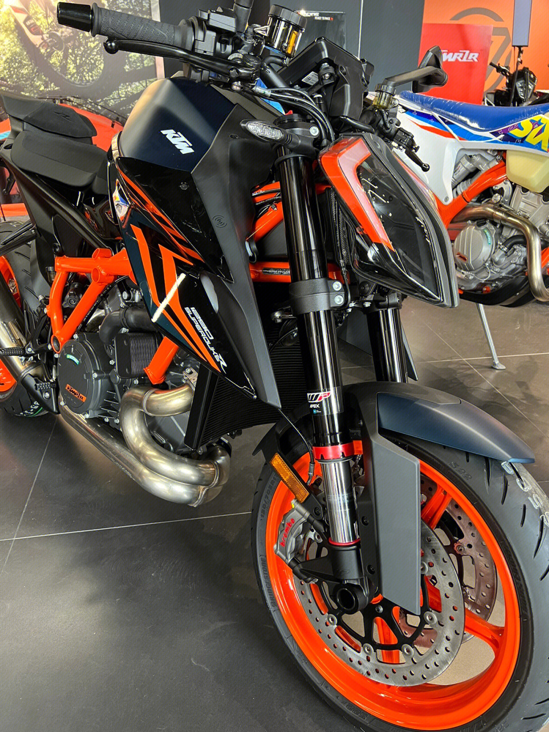 新款ktm1290superduker来了超级公爵冲