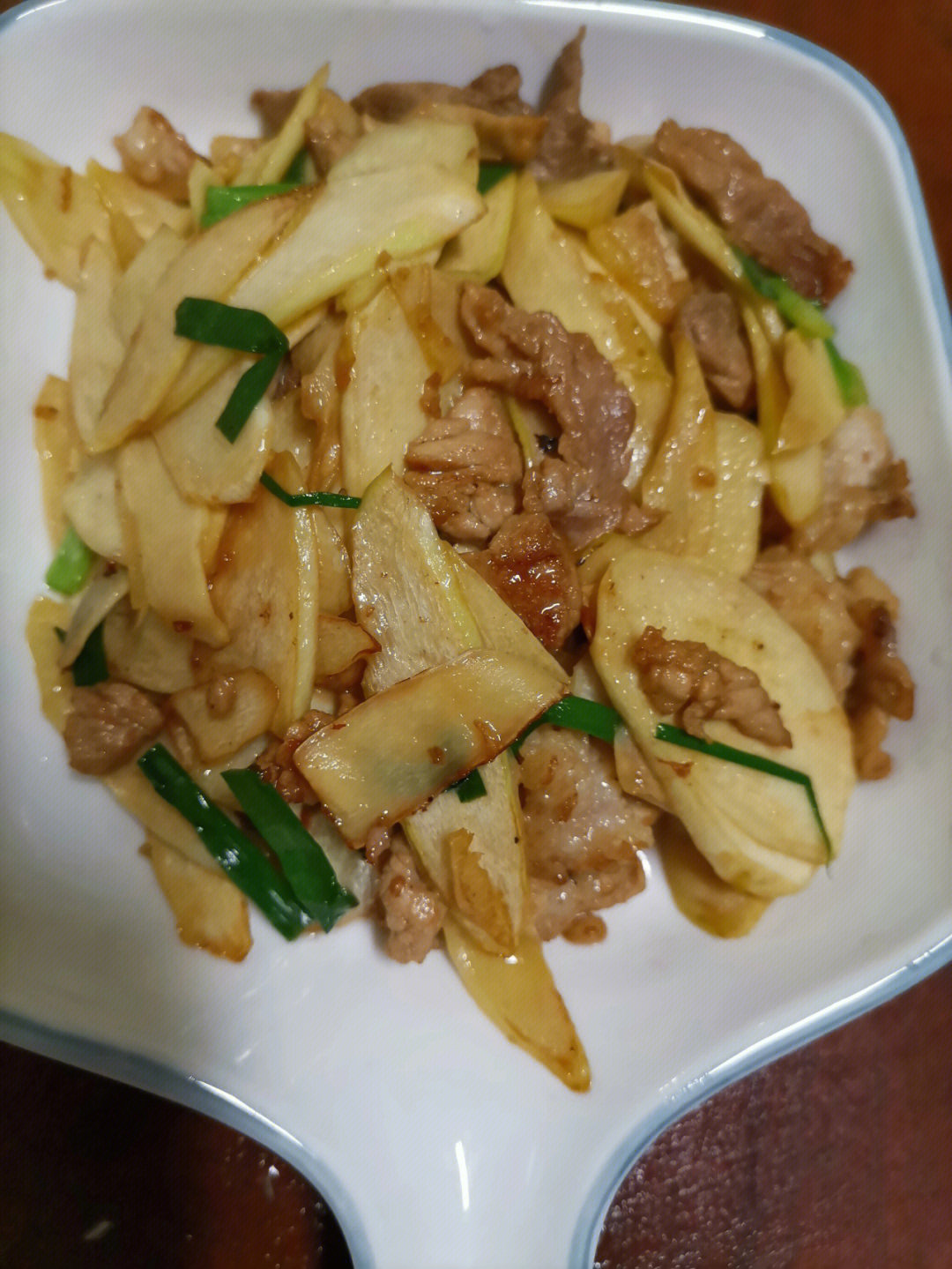 家常菜茭白炒肉