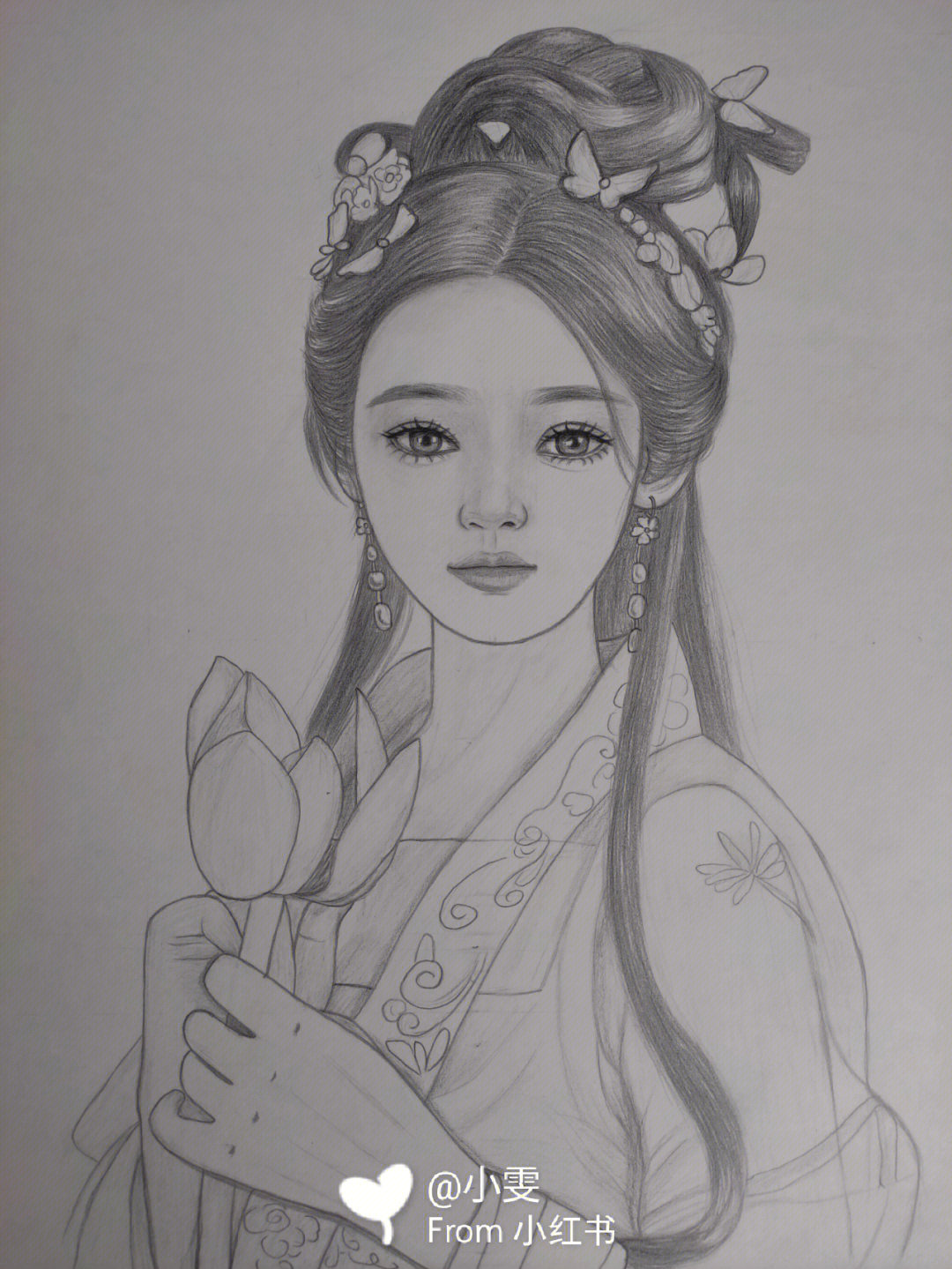 白娘子素描图片