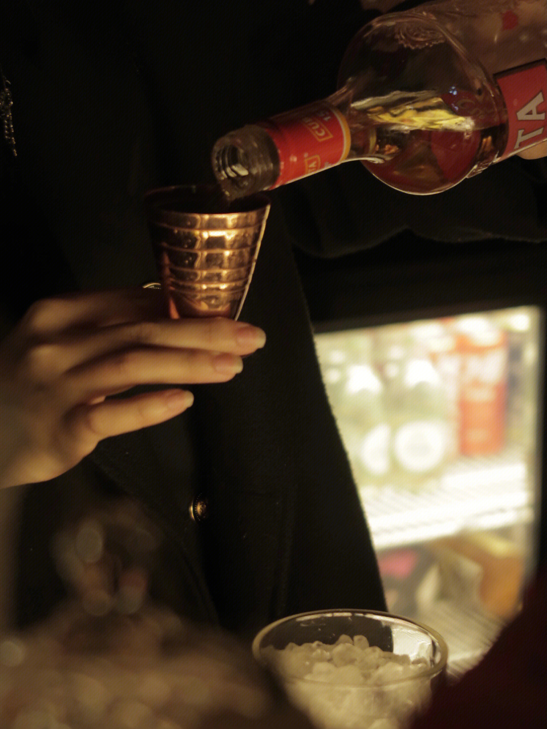 中山喝酒每一杯酒都有自己的情绪和故事