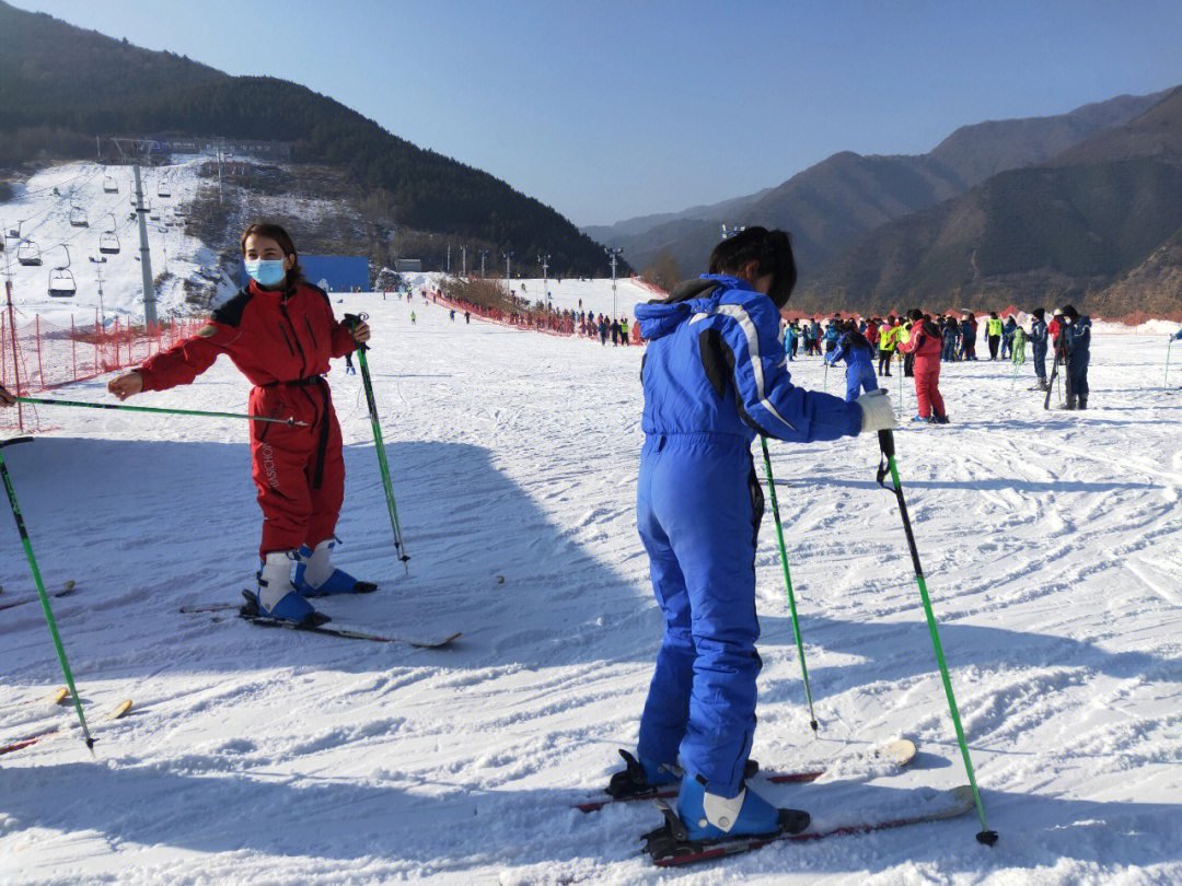 榆中兴隆山滑雪场图片