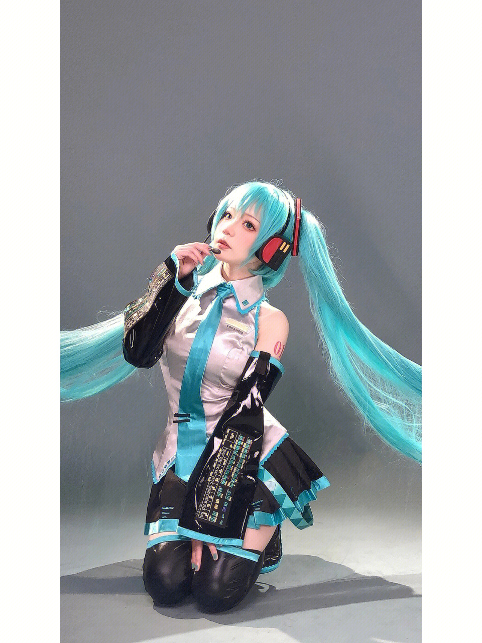 初音未来公式服 全身图片