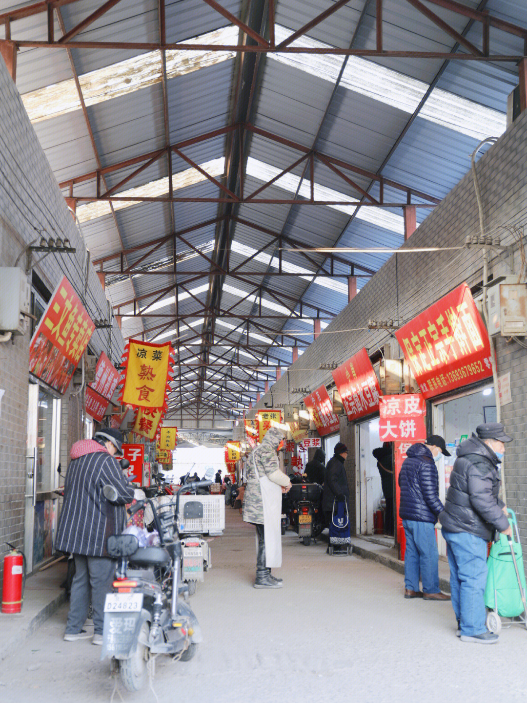 北京天通苑东三旗街女图片