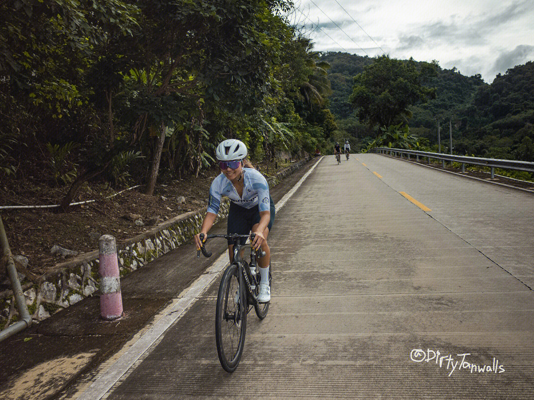 海南骑行中线五指山小环线待在热带拉仇恨