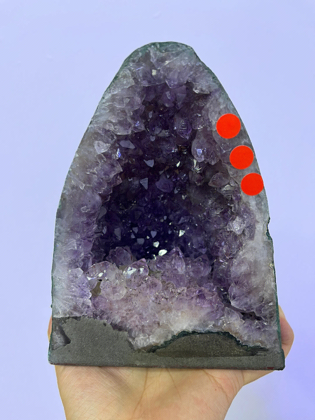 紫水晶洞真假的鉴别图图片