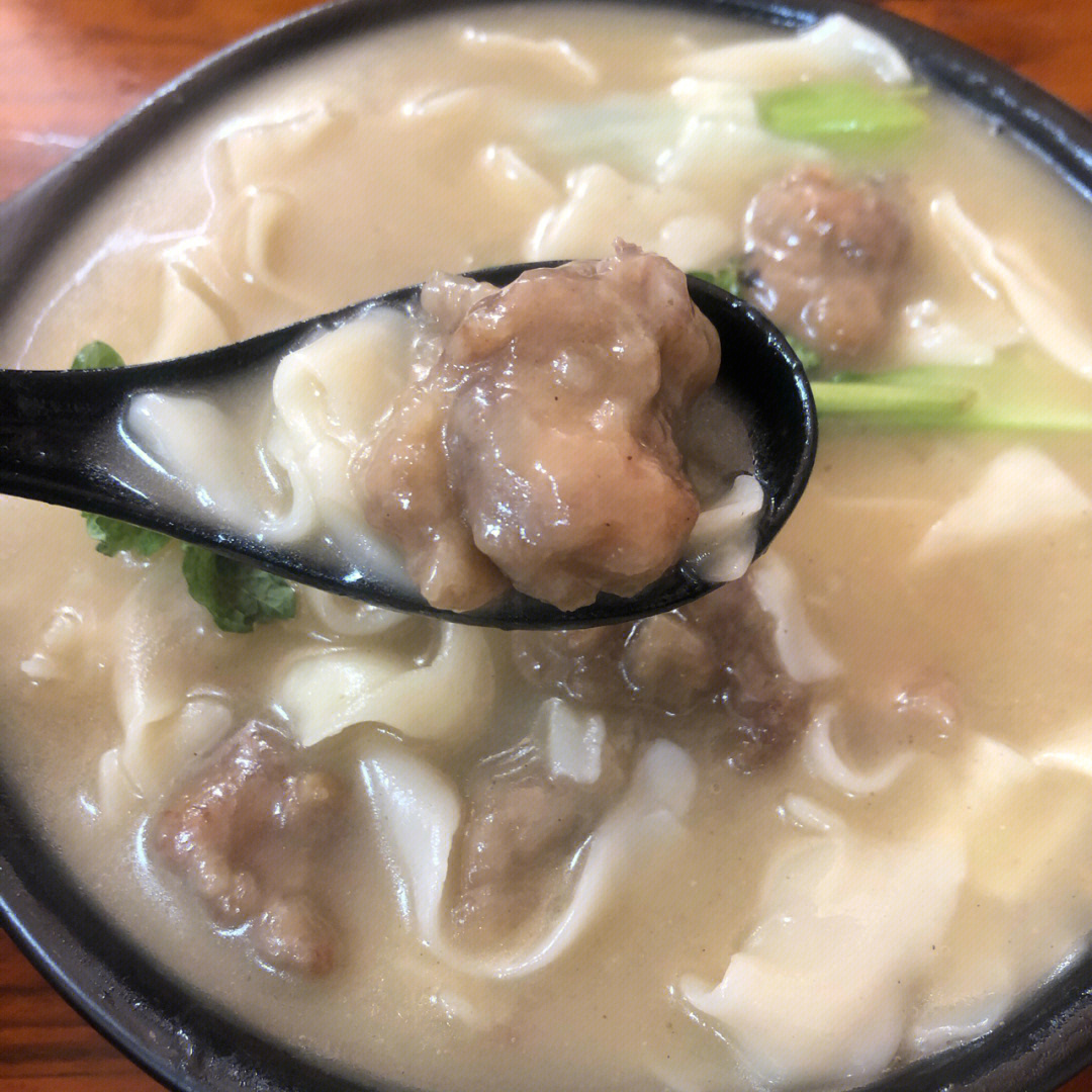 驻马店美食煎鸡面片