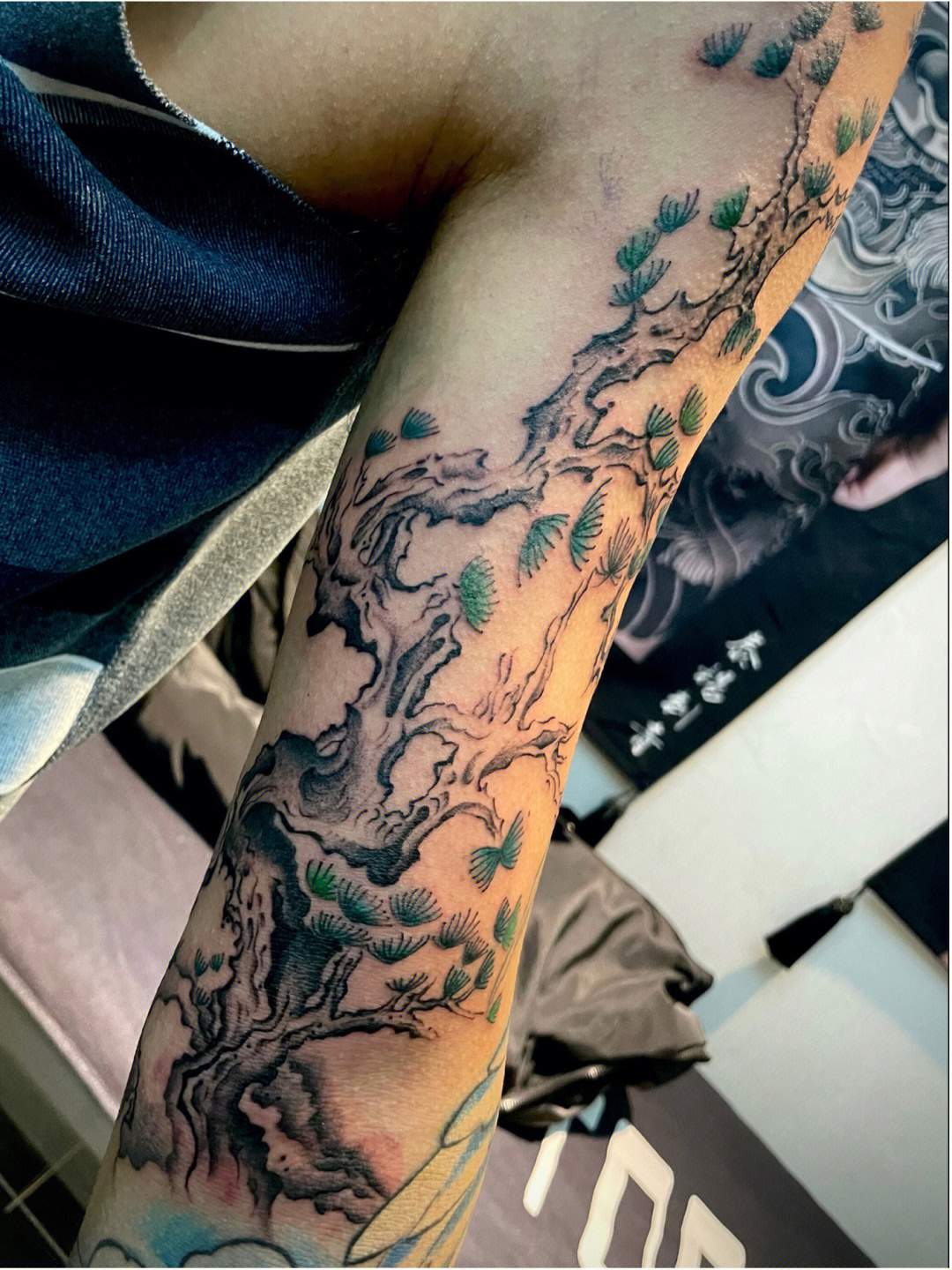 日式松树纹身图片