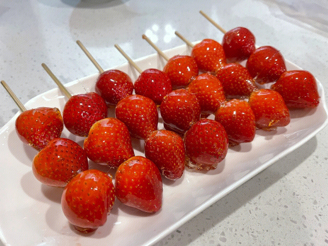 草莓糖葫芦的做法图片