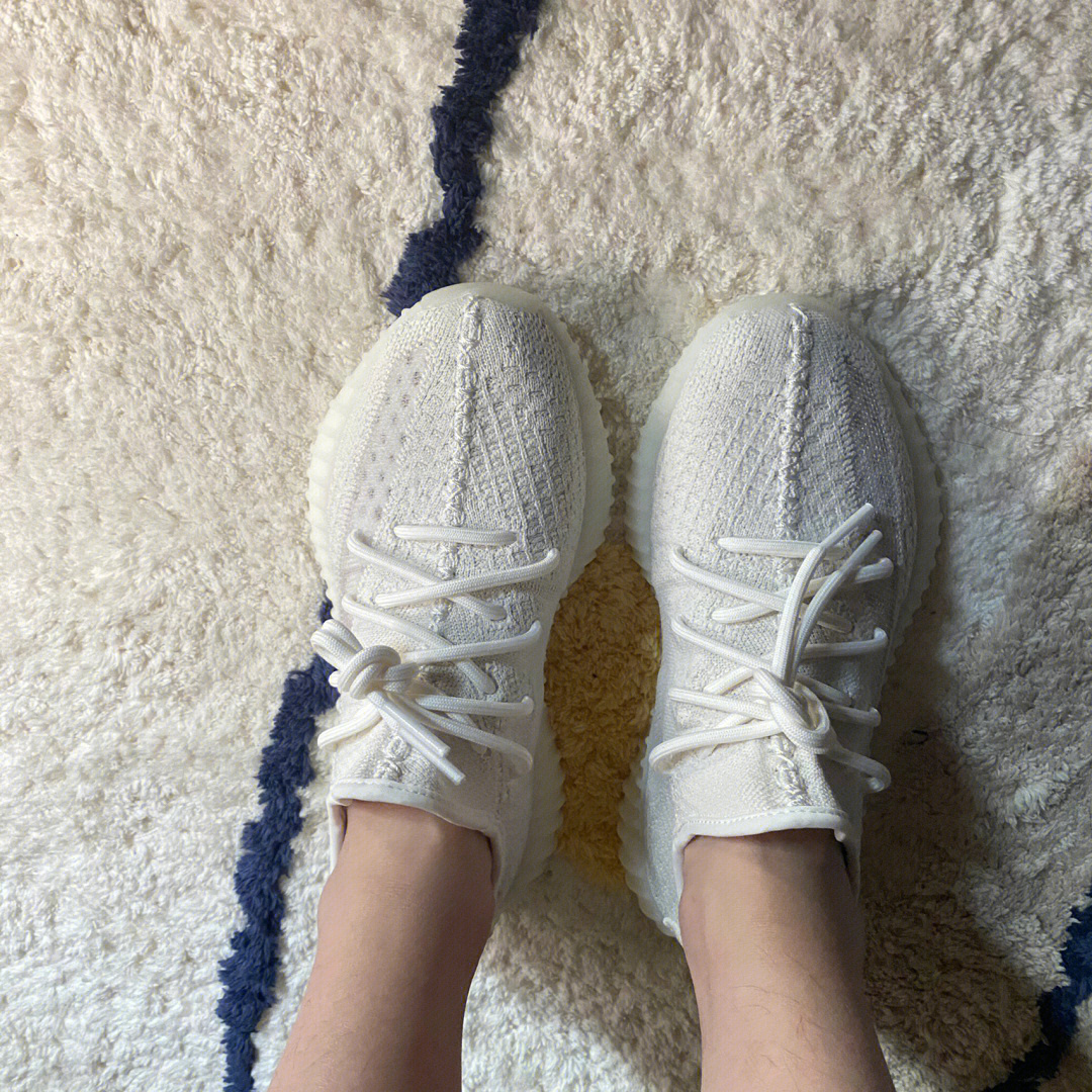 yeezy白冰淇淋20上脚