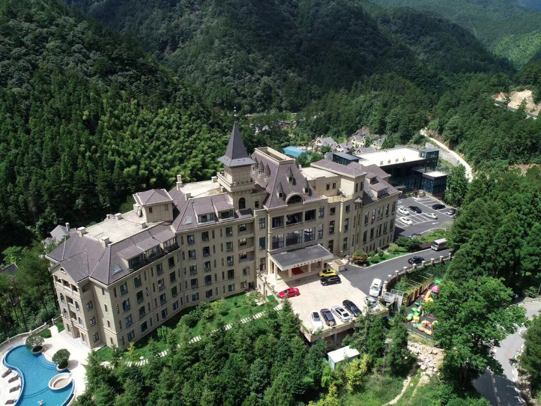 文成天鹅堡酒店图片