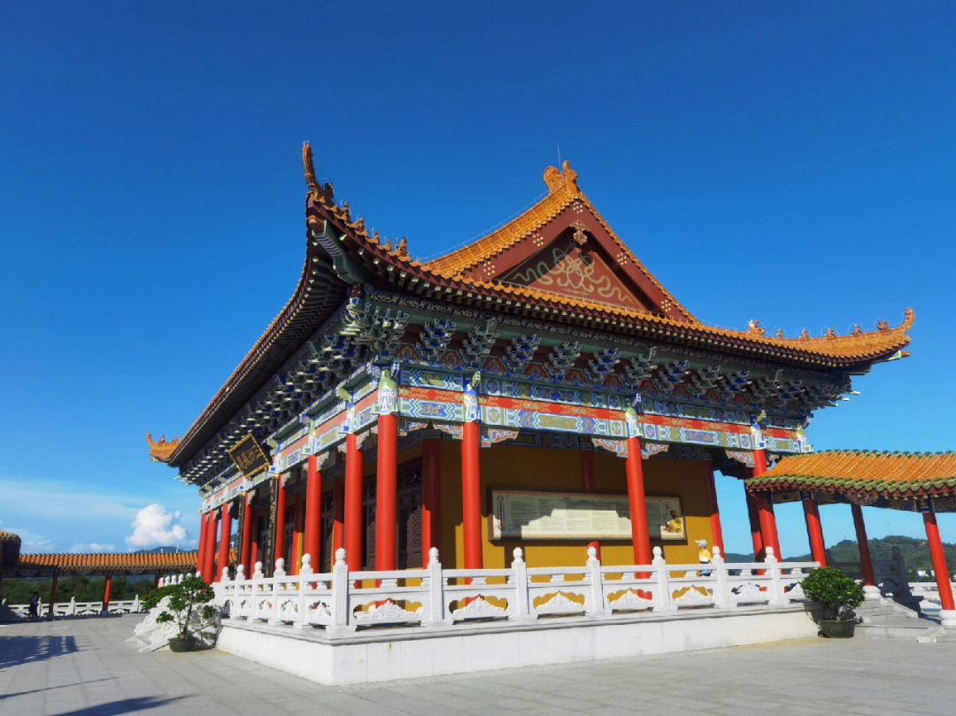 永康飞龙山风景区寺庙图片