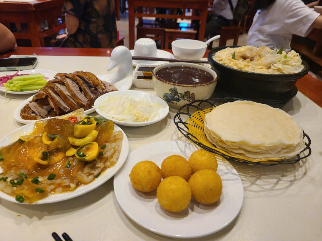 郑州烤鸭总店紫荆山路图片