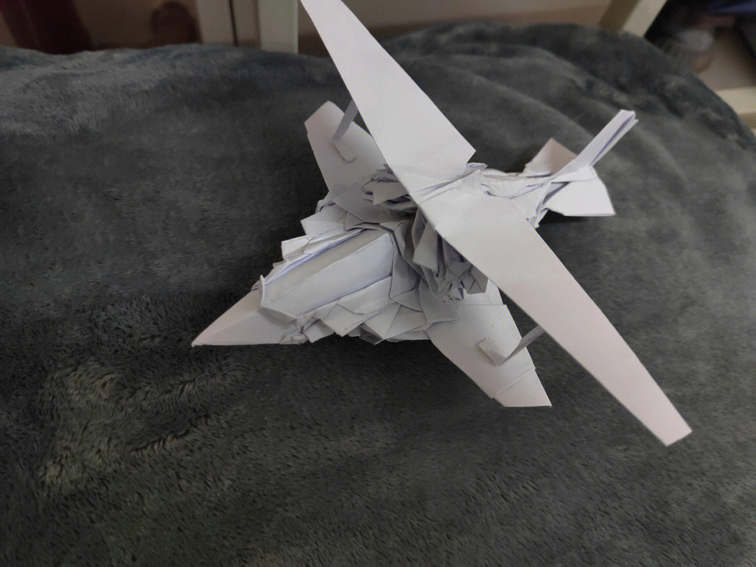 落纸生花折纸飞机图片