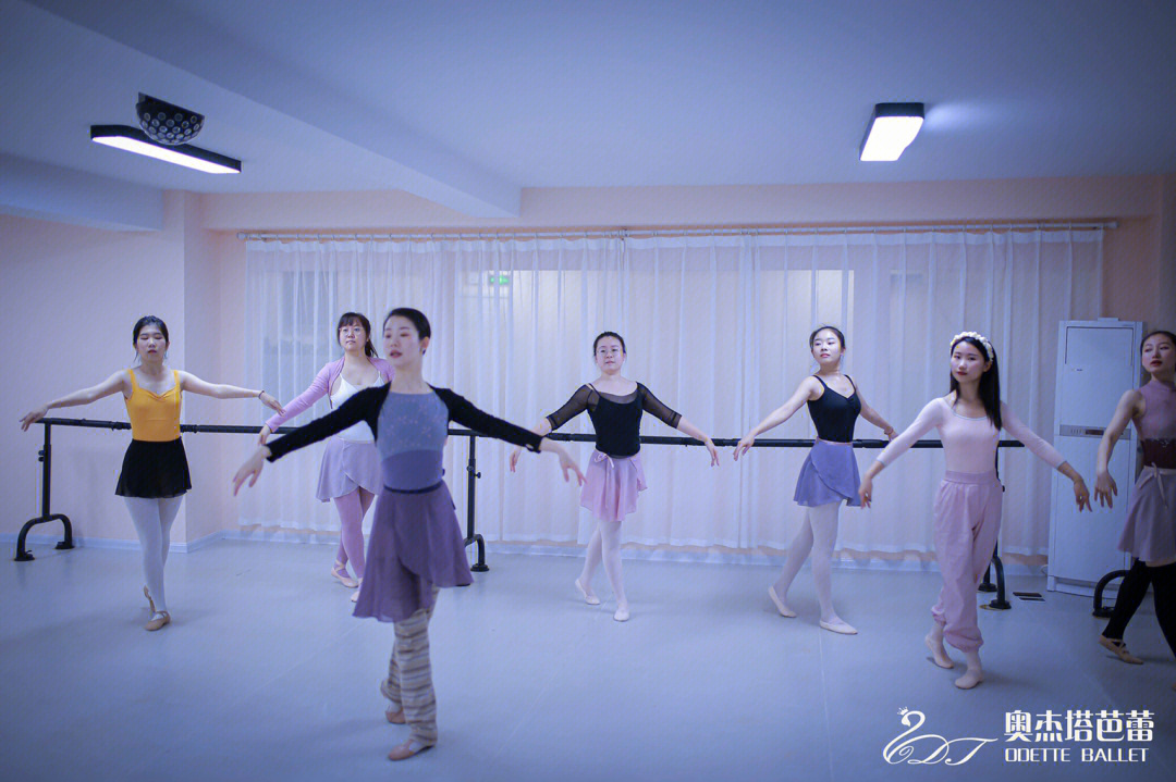 奥杰塔芭蕾舞学校图片