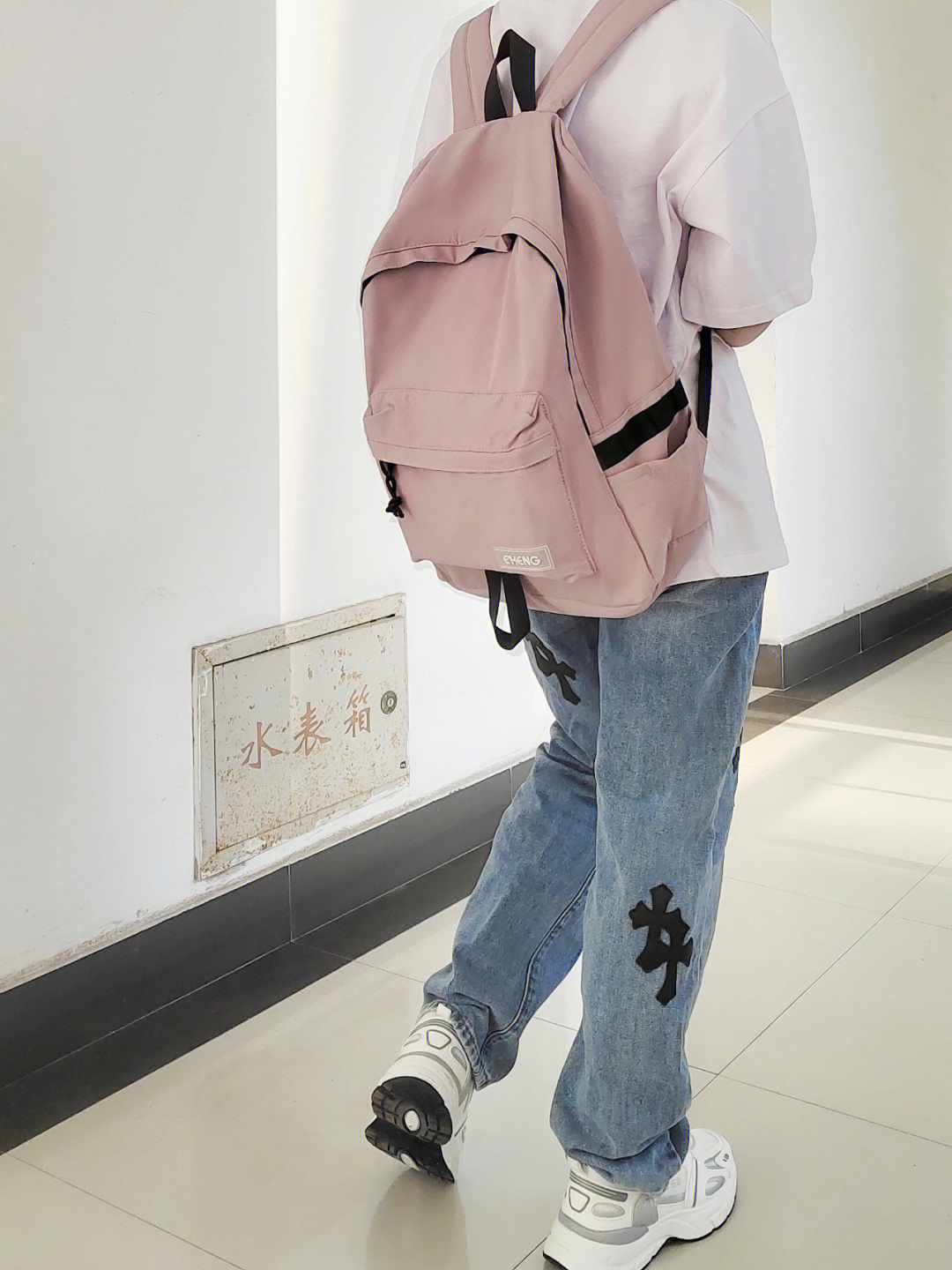 最近93新入手了木村耀司家的一款背包已经是二次回购啦9494质感