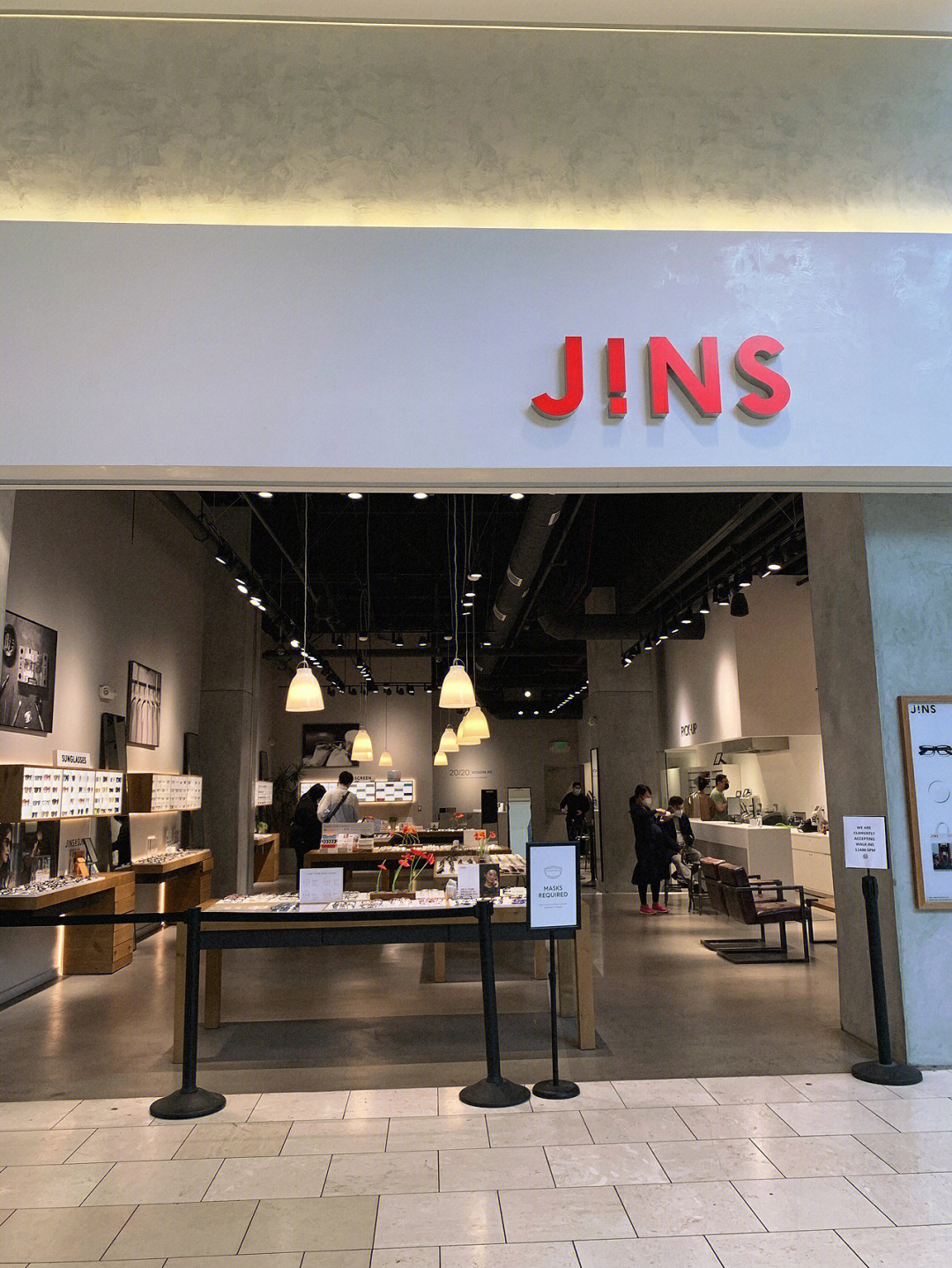 jins眼镜门店图片