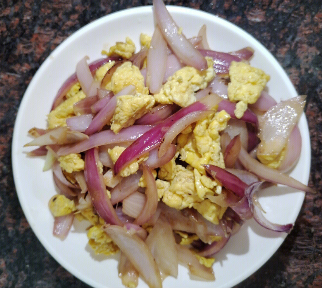 紫皮洋葱炒鸡蛋图片