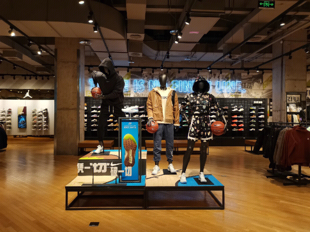 nike店铺陈列图片欣赏图片