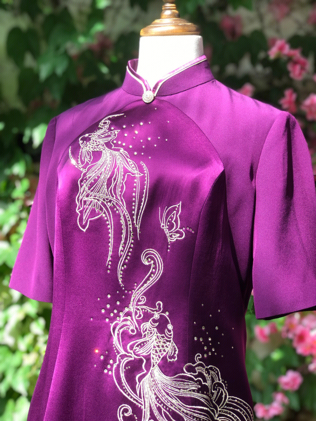 深紫色旗袍搭什么外套图片