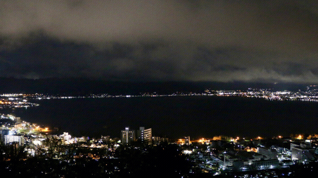 诹访湖夜景