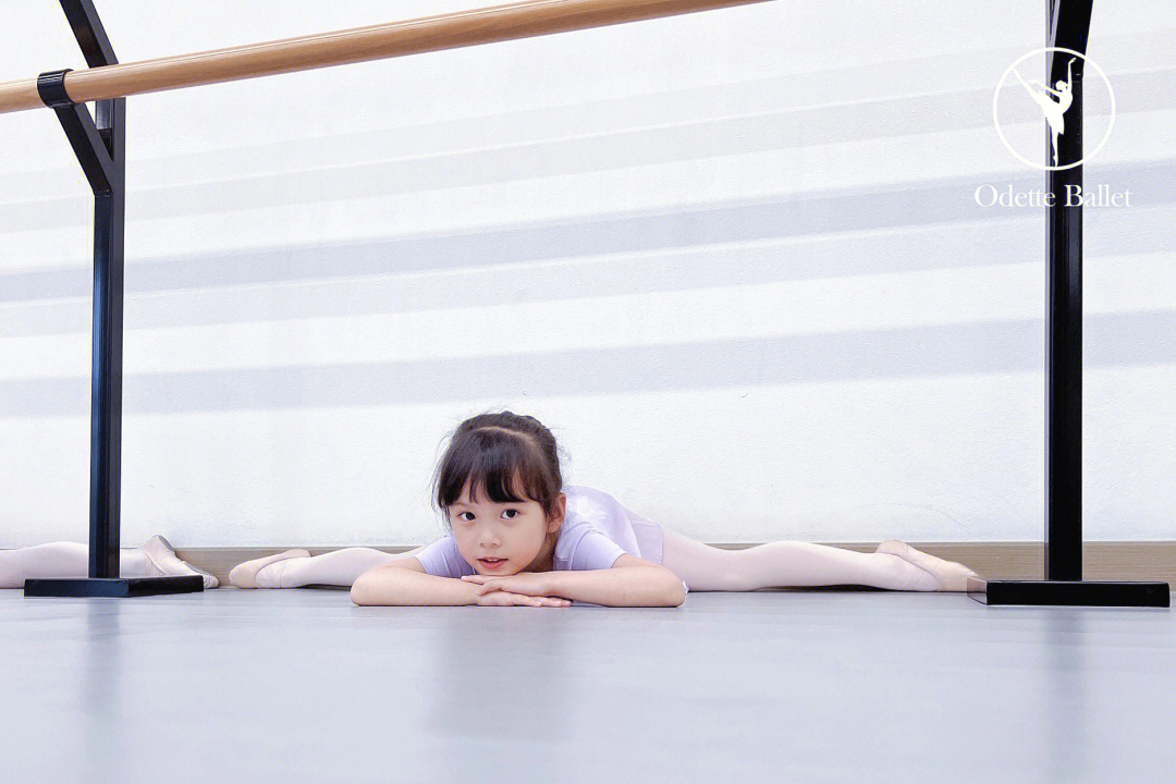 芭蕾女孩课堂上的小可爱们0269