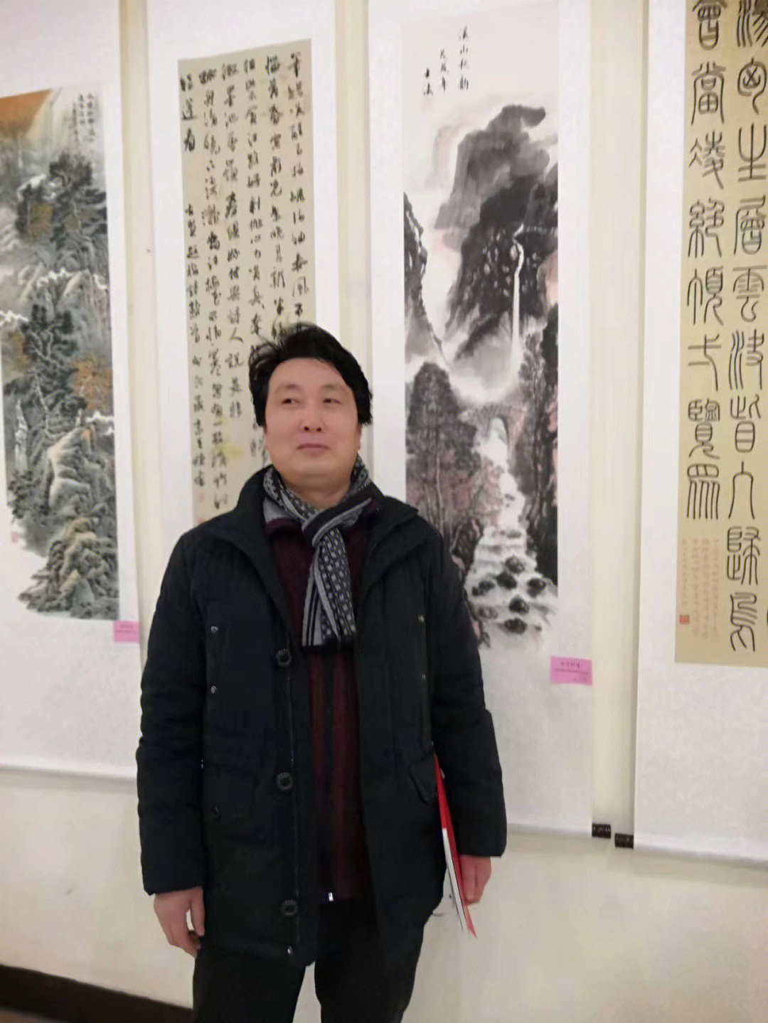 吕士法简历吕士法,滕州二中新校美术教师,毕业于山东教育学院绘画系