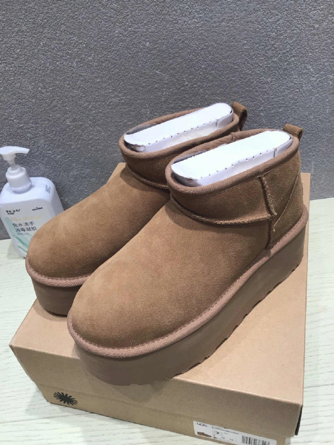 ugg厚底mini