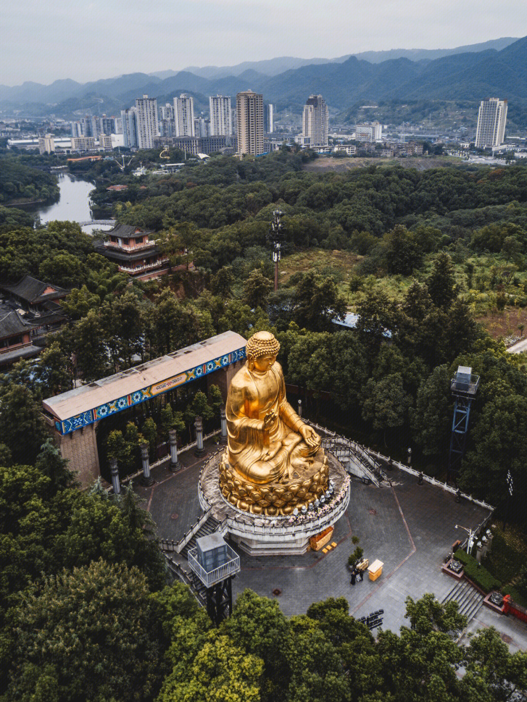 重庆华岩寺求姻缘图片