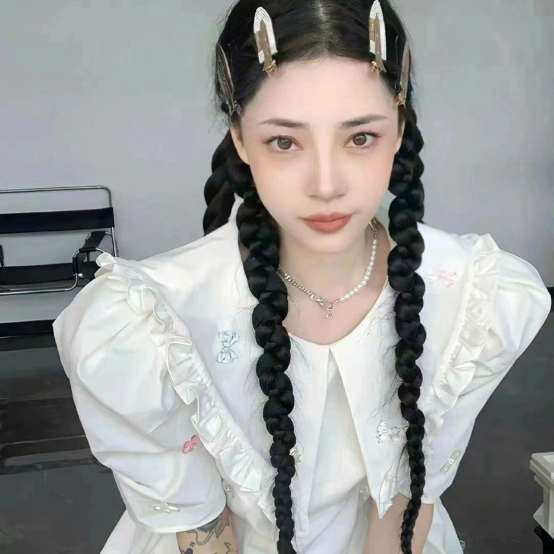 绝绝子女生头像