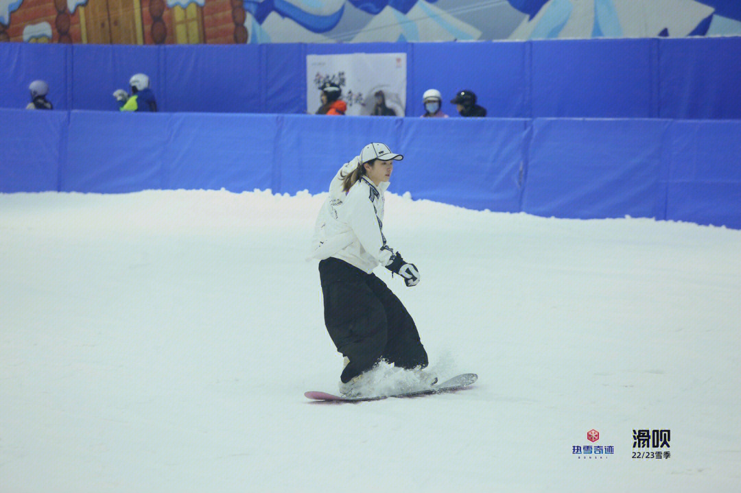 顺平生态园滑雪门票图片