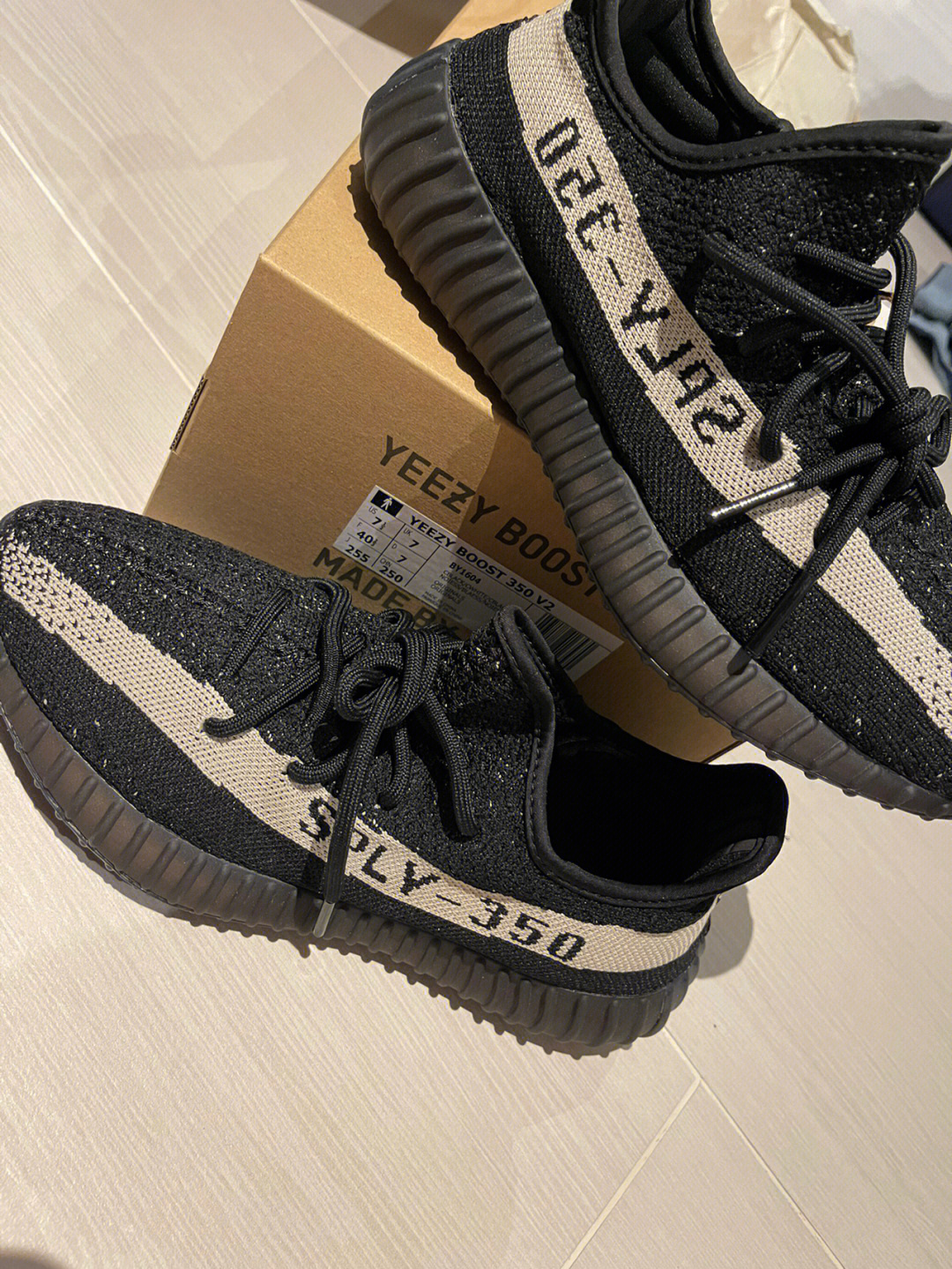 yeezy350v2奥利奥质量差