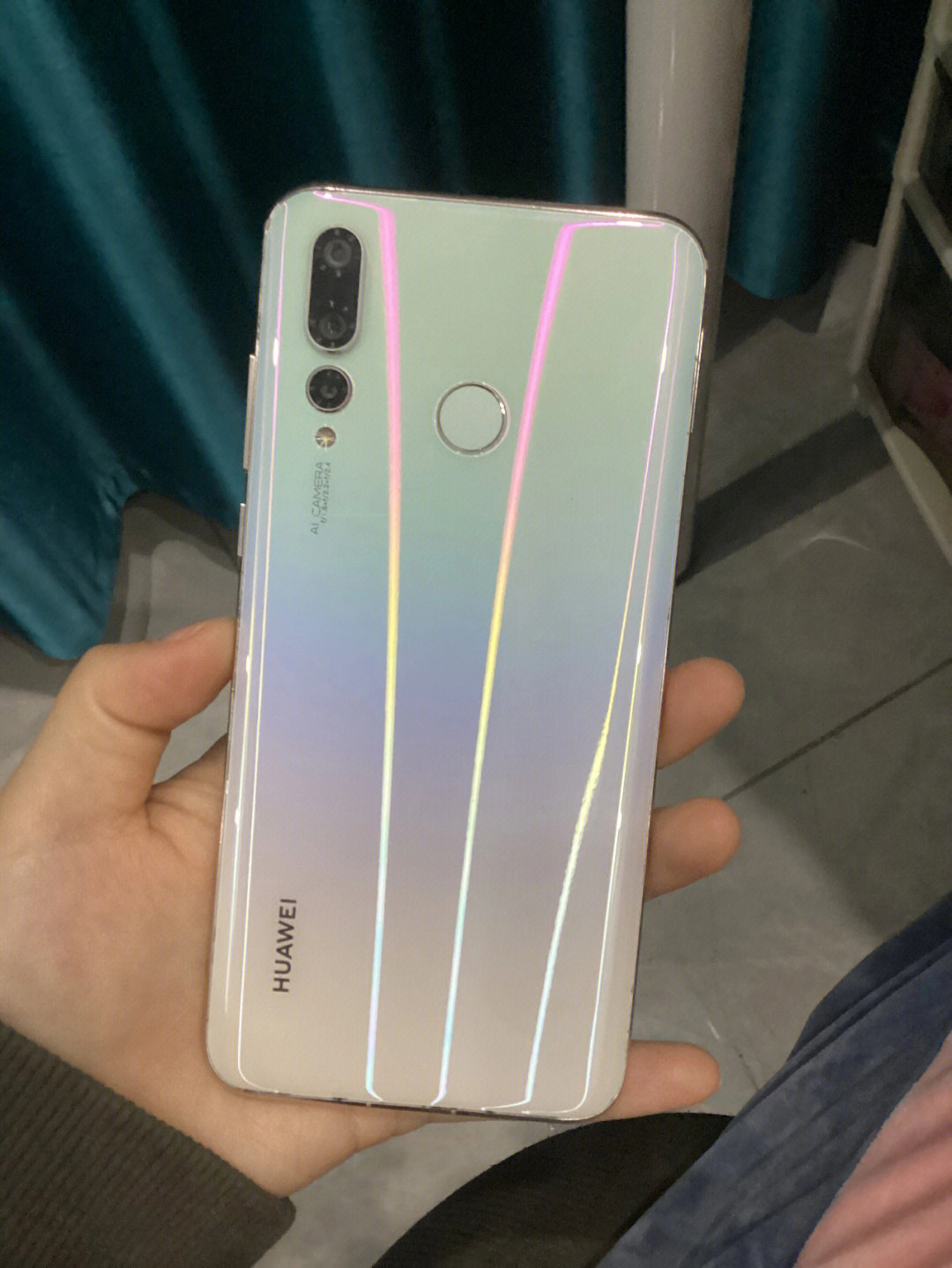用了快4年的nova4