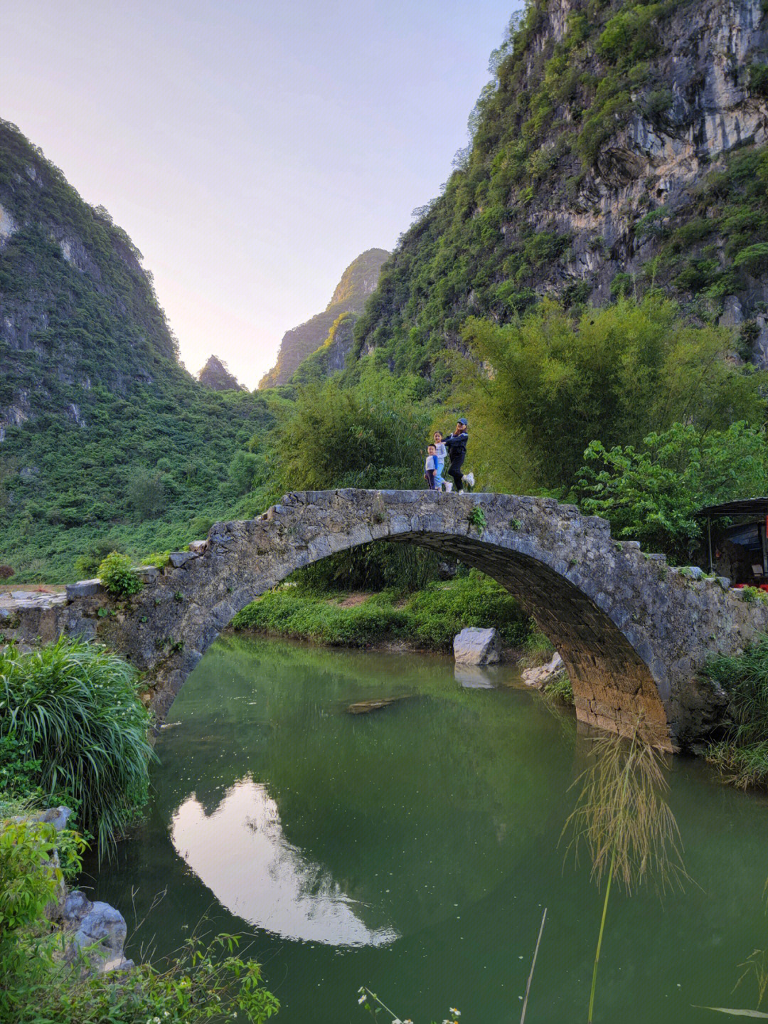 小赵州桥,峰林走廊徒步,有机茶园,洞天仙境,九重天,兜了一大圈.